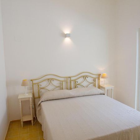Donnasilia Bed & Breakfast Палинуро Екстериор снимка