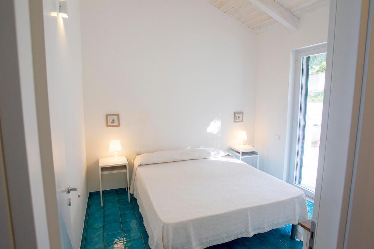 Donnasilia Bed & Breakfast Палинуро Екстериор снимка