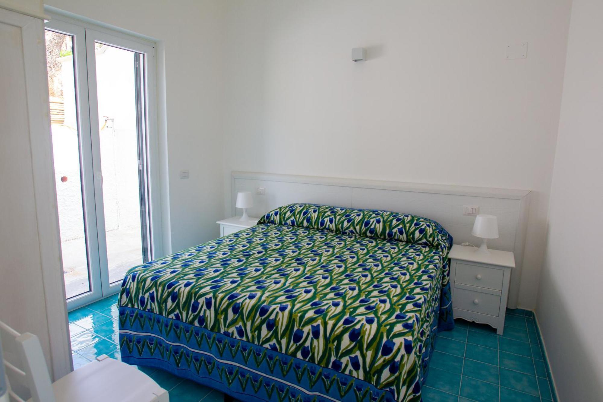 Donnasilia Bed & Breakfast Палинуро Екстериор снимка