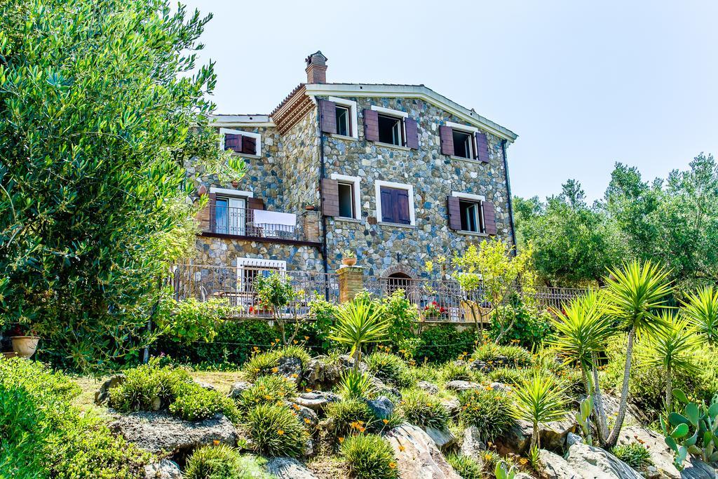 Donnasilia Bed & Breakfast Палинуро Екстериор снимка