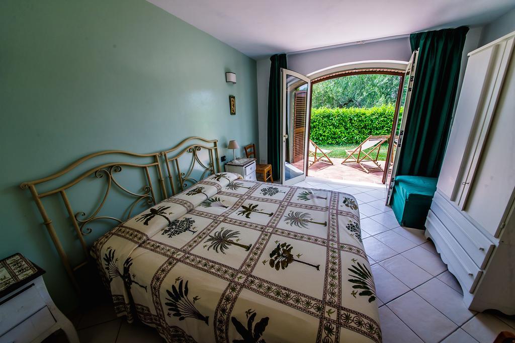 Donnasilia Bed & Breakfast Палинуро Екстериор снимка