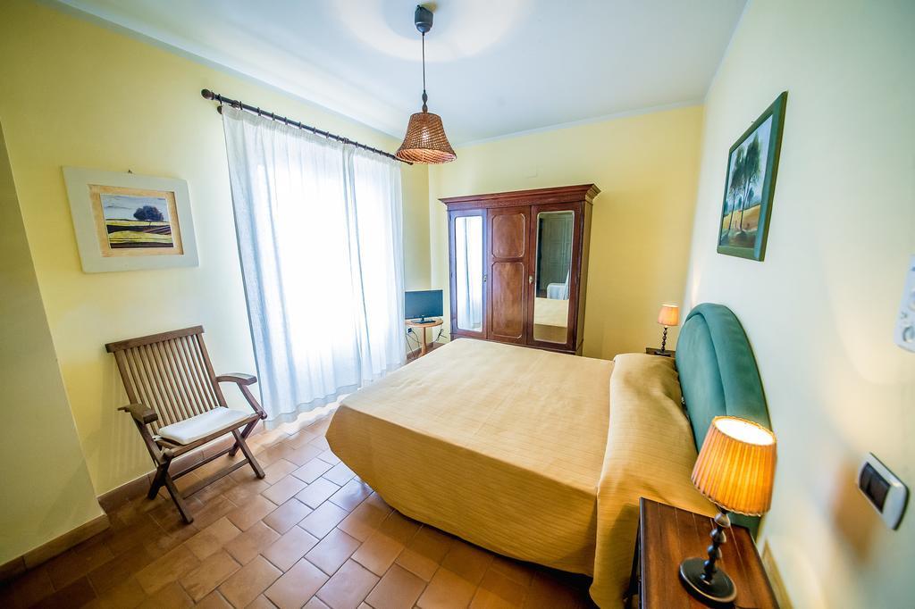 Donnasilia Bed & Breakfast Палинуро Екстериор снимка